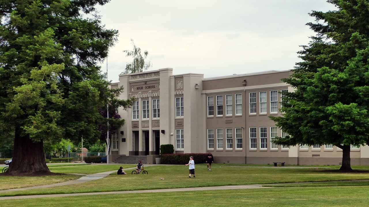 Central Medford High School - Medford Oregon