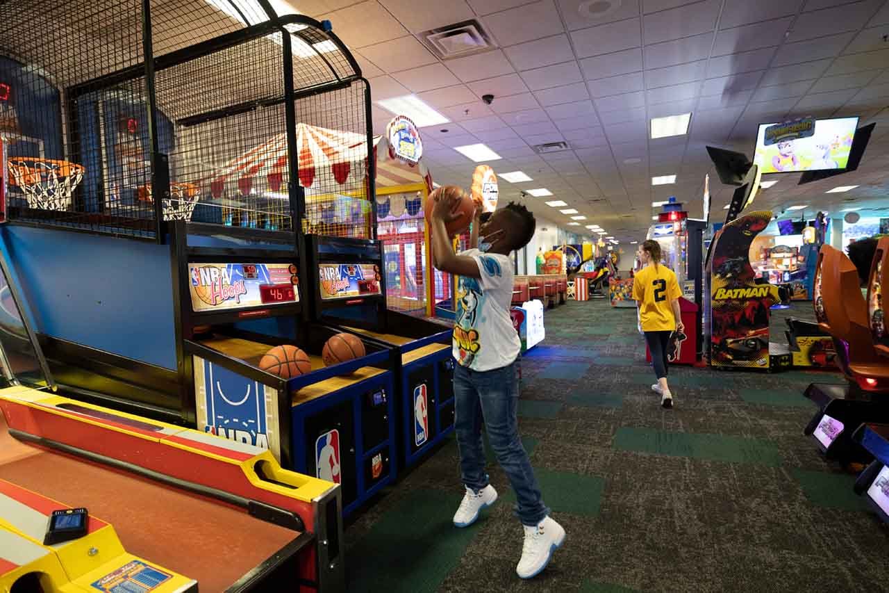 Game room 1, Chuck E. Cheese Opening