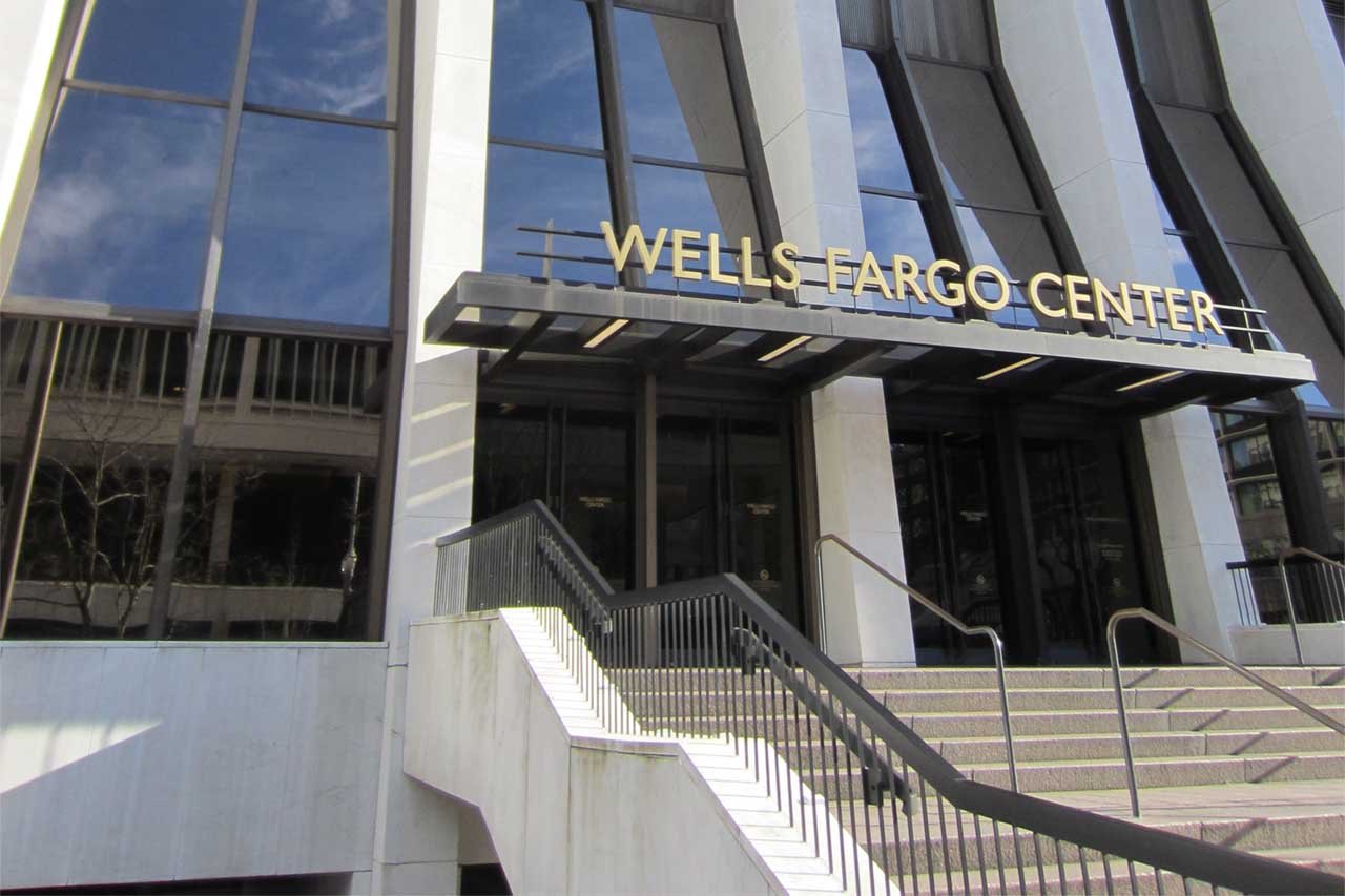 Wells Fargo Center, Portland, Oregon