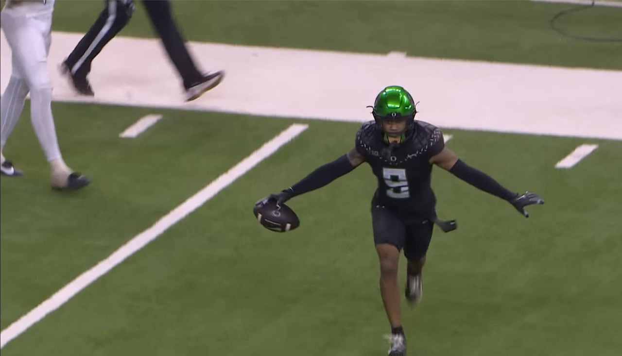 Oregon Ducks Reinforce Big 10 Spot With 130 Record After Penn State