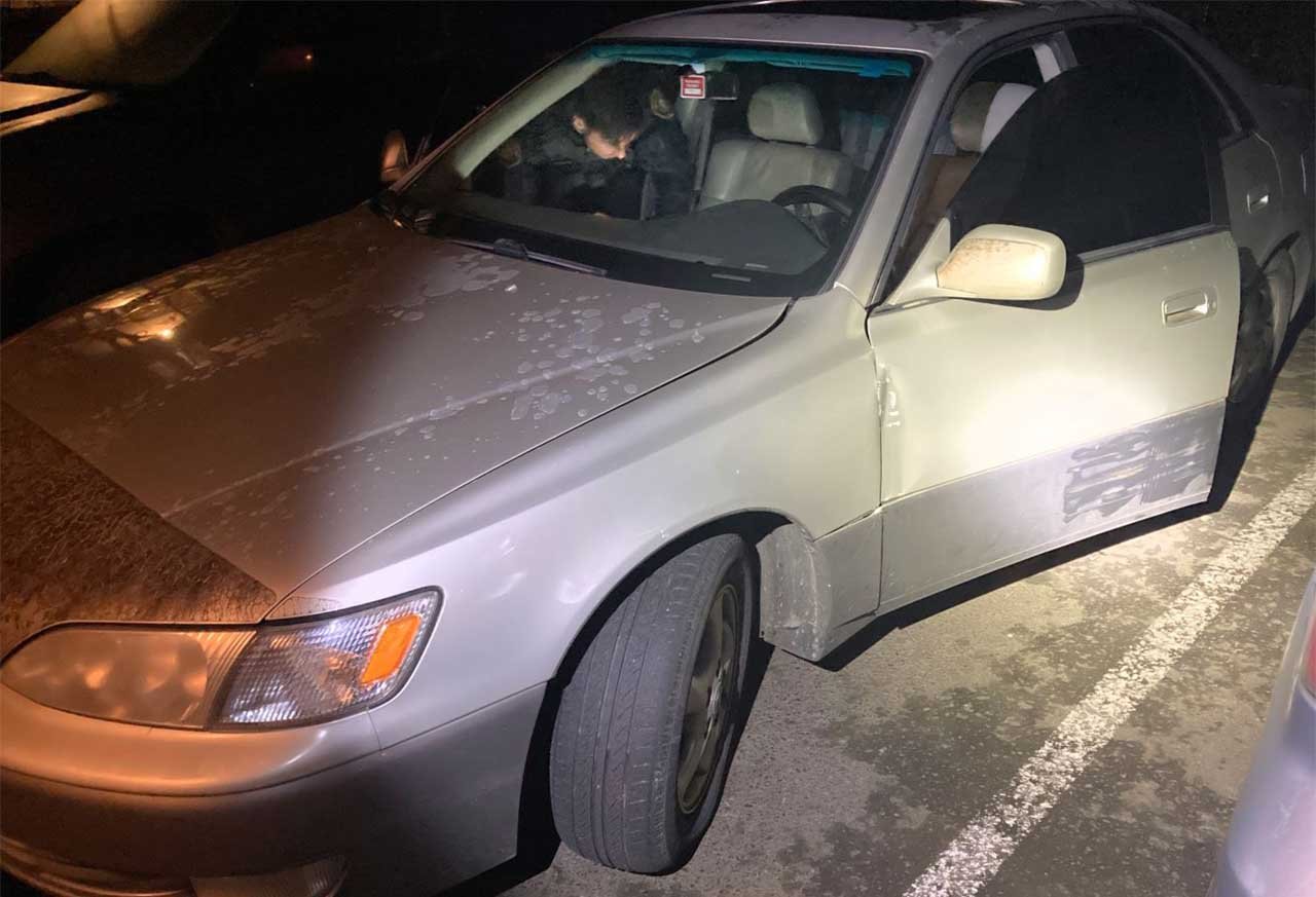 Front view of suspect vehicle