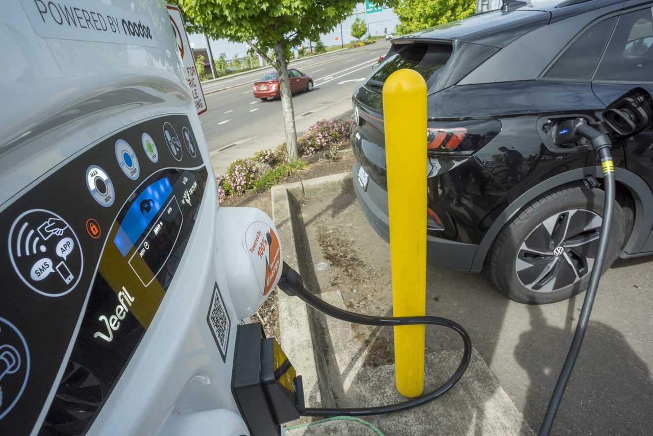 Charging electric car