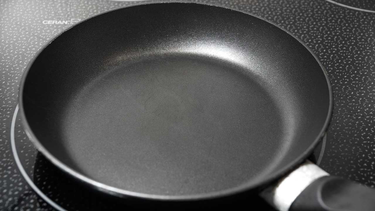 Nonstick pan