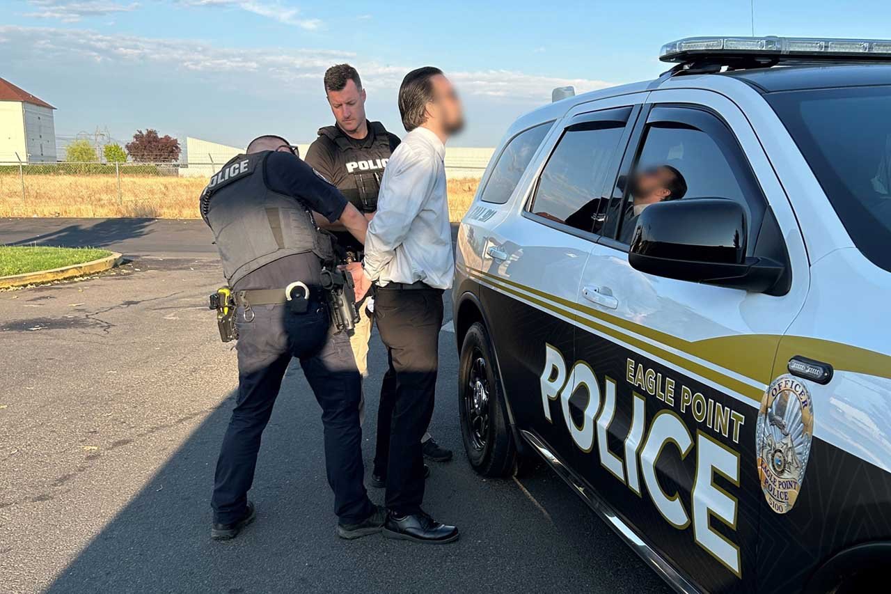 Eagle point police arrest