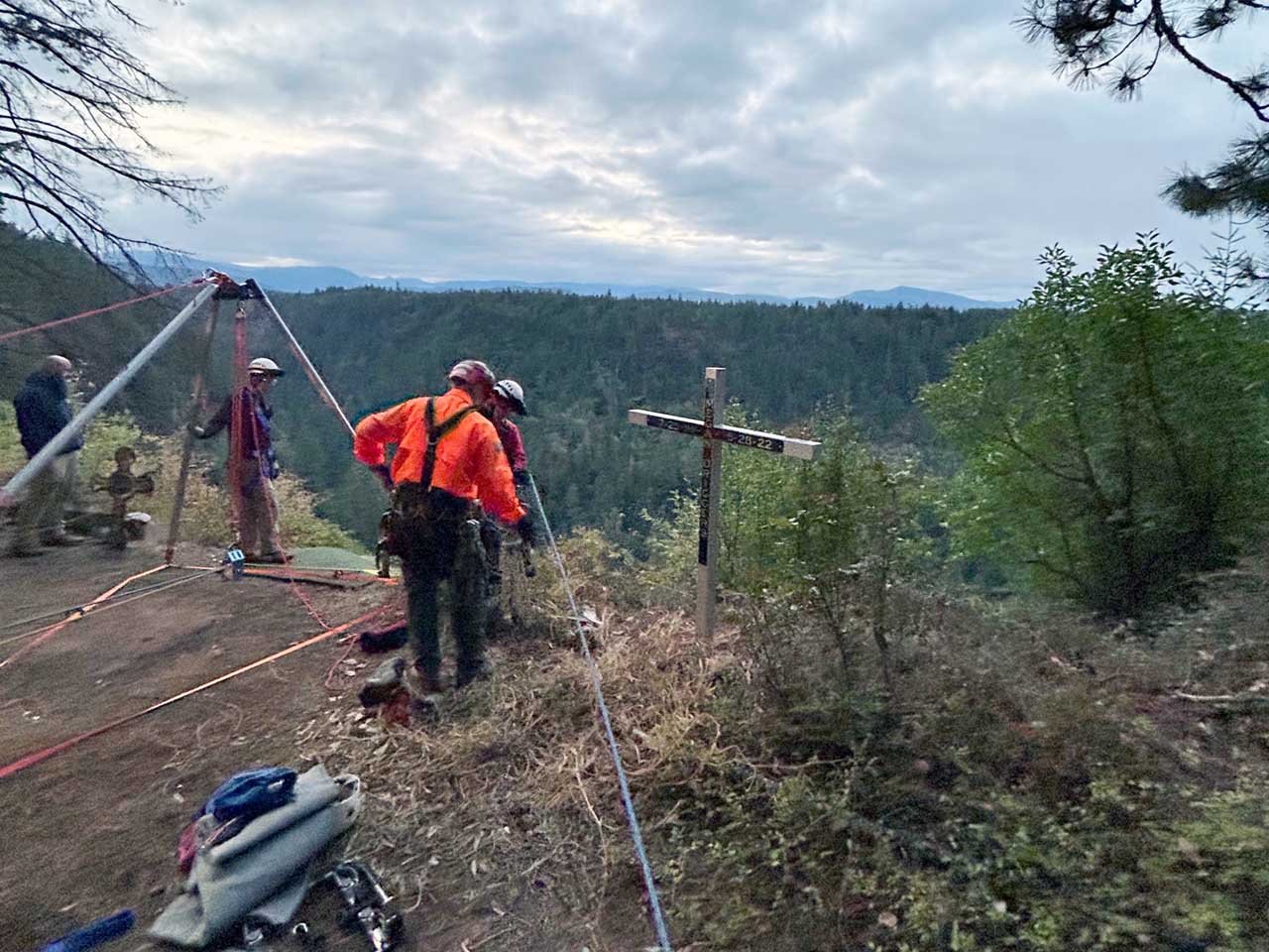 JCSO Search and Rescue Technical Rope Team Saves Man After 300-Foot Fall