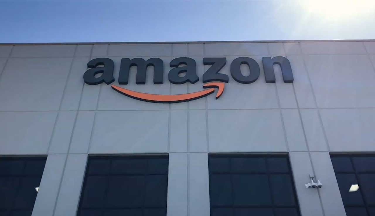 Amazon Worker Dies at Troutdale Warehouse in Oregon as Co-Workers Say ...