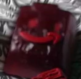 Box Head — IV Red