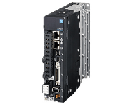 带前置连接器和散热片的黑色 EtherCAT 伺服驱动器，用于电机控制