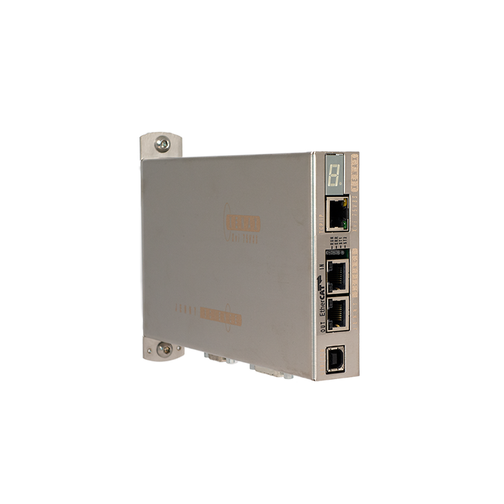 工业 EtherCAT 节点模块，带状态显示屏、以太网端口和用于机器 I/O 的安装支架