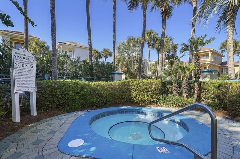 Beach Daze - Community  Hot Tub 