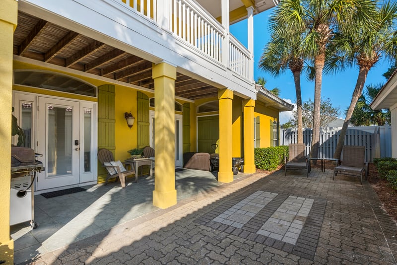 Coconut Cv - Patio w/ Lounge Chairs, Gas Grill, Outdoor Shower