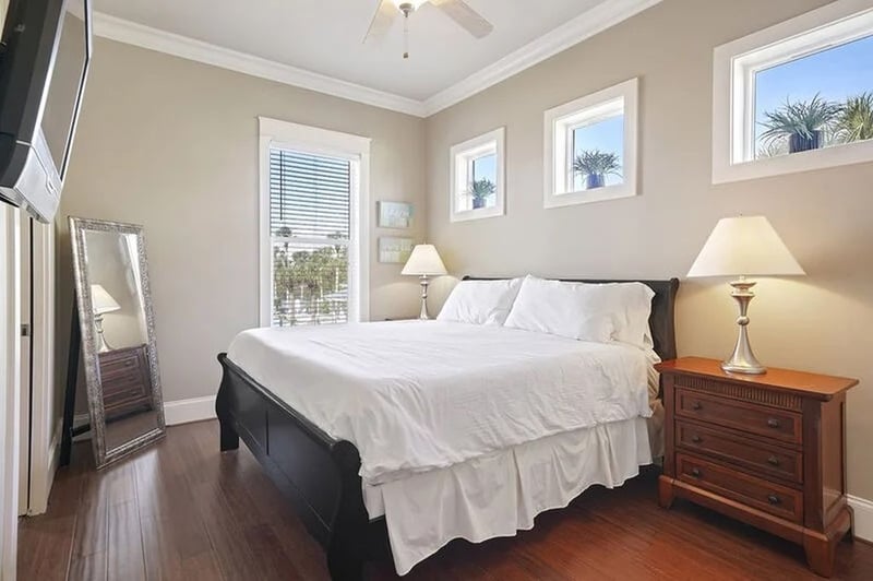 Beach Daze - Bedroom 