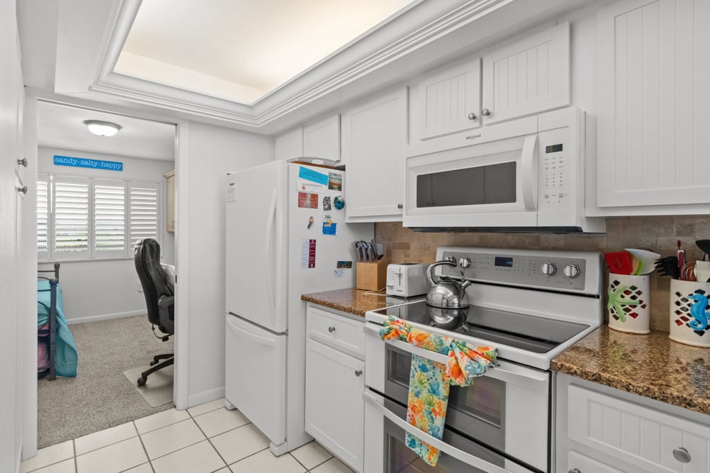 Compass Point 103