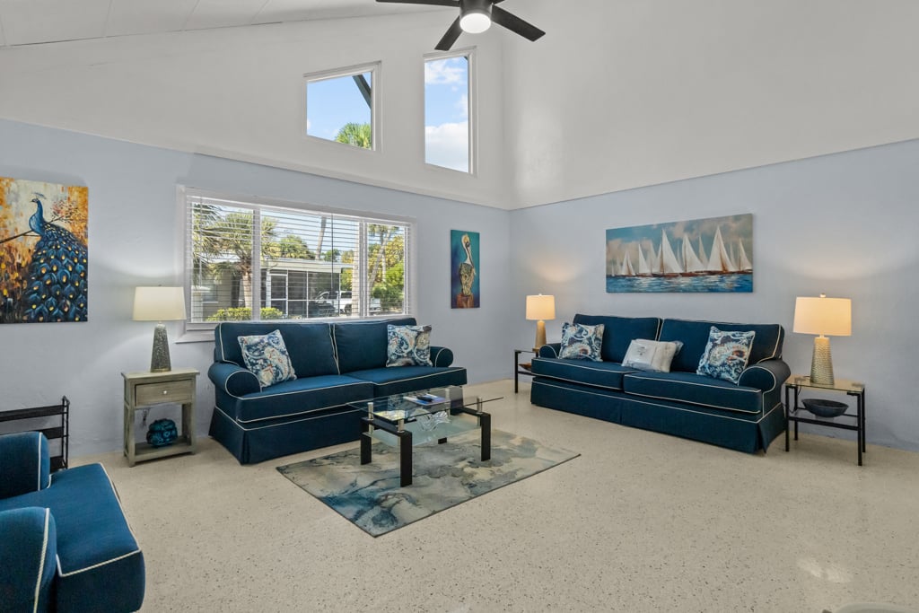 Sanibel Shores B1