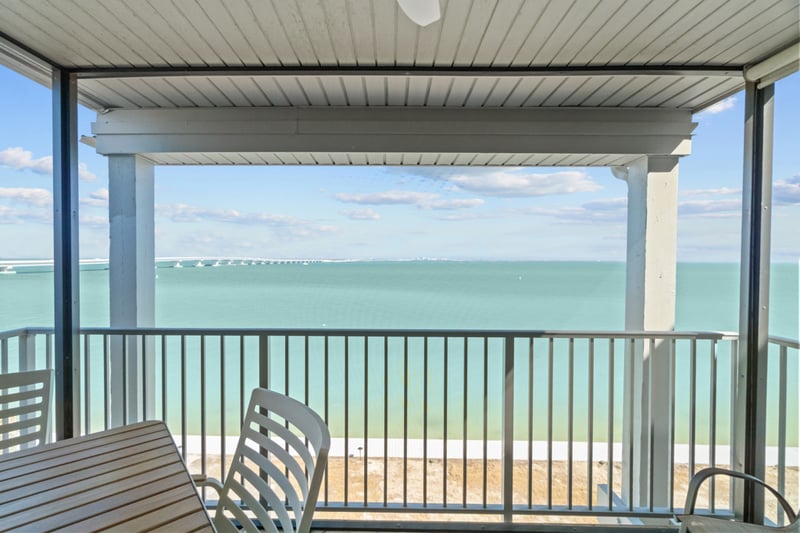 Mariner Pointe 1083
