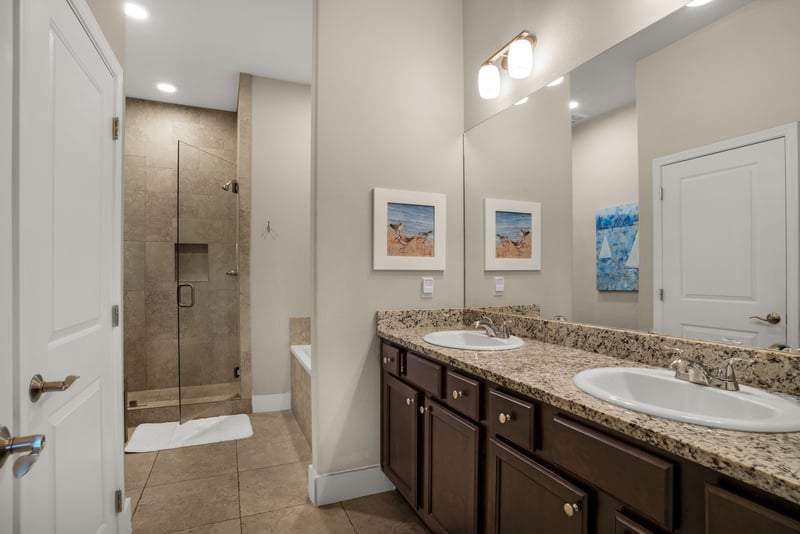 Alerio 104 -  Master Bath- W/Double Vanity 