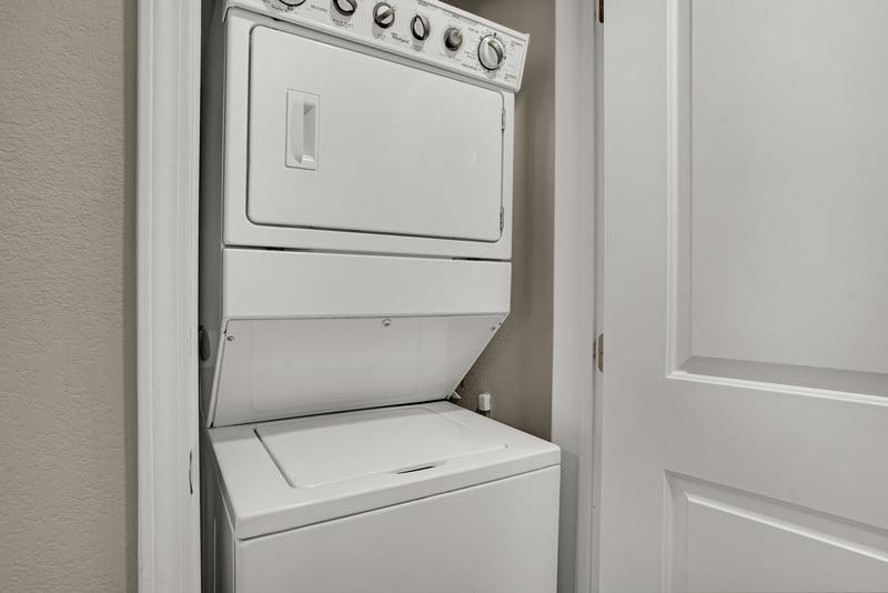 Alerio 104 - Washer/Dryer