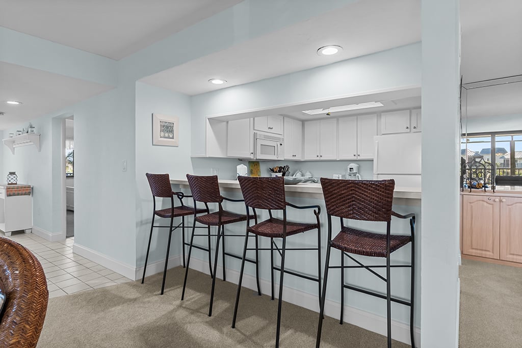 Compass Point 212