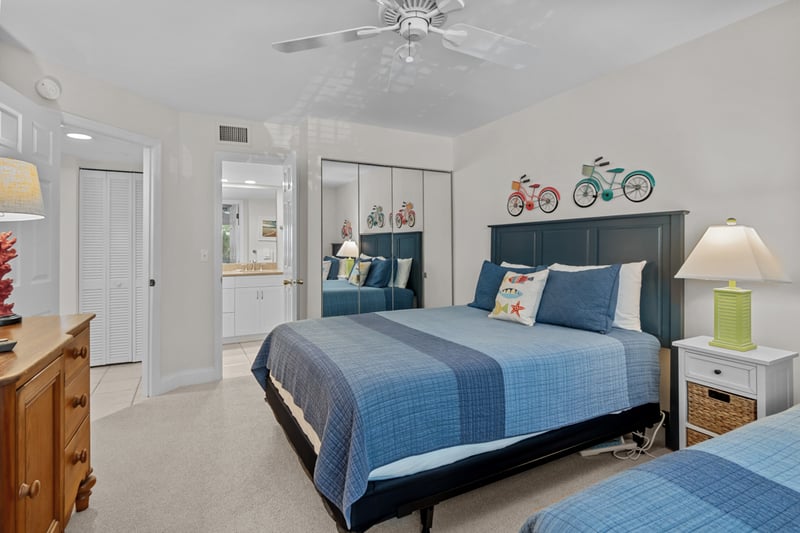 Guest Bedroom 