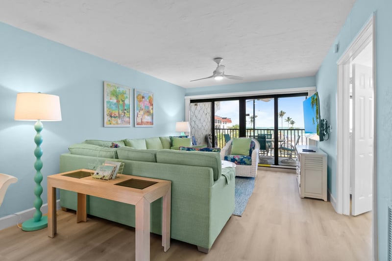 Pointe Santo C32