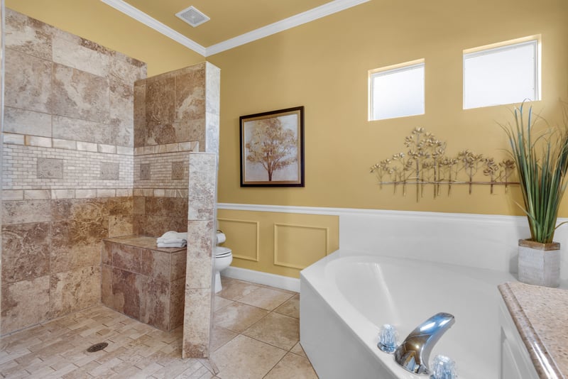 Coconut Cv - Master King Suites Private Bath w/ Roll-In Shower