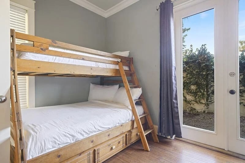 Beach Daze - bunk Room 