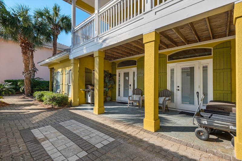 Coconut Cove - Coconut Cv - Patio w/ Lounge Chairs, Gas Grill, O