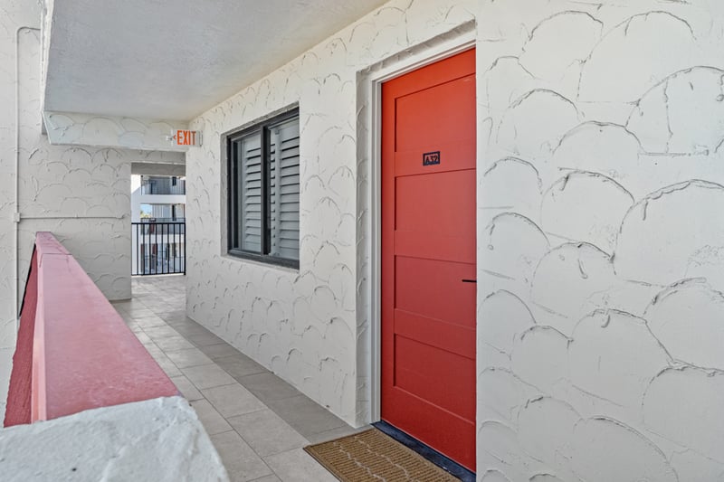 Exterior Hallway 
