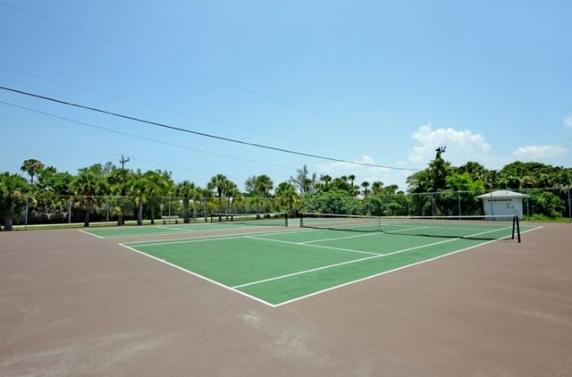Sanibel Surfside 222