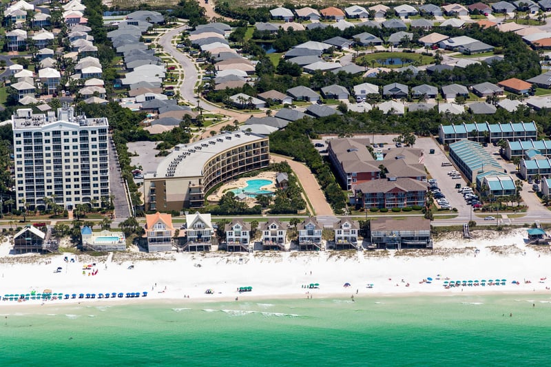 Coconut Cove at Emerald Shores - Vacation Rental Near Beach