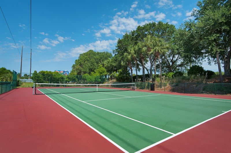 Emerald Shores Amenities: Volleyball, Tennis, Basketball Courts