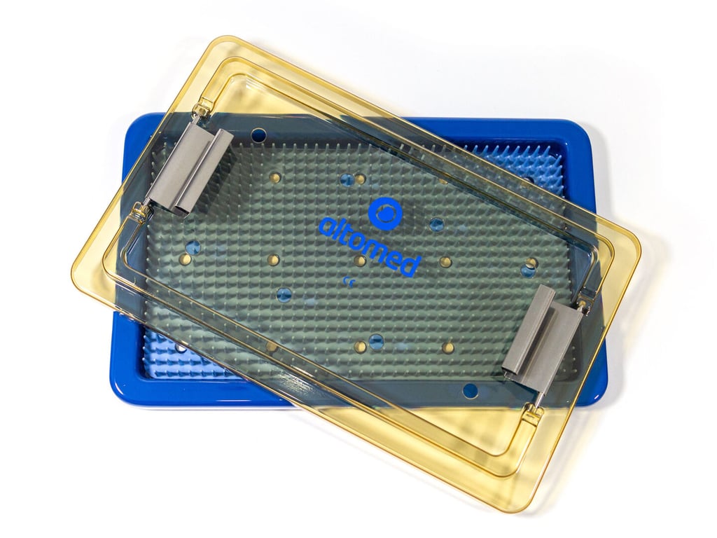 Sterilising Tray With Mat 254 x 152 x 19mm (10 x 6 x 0.75”) Polymer