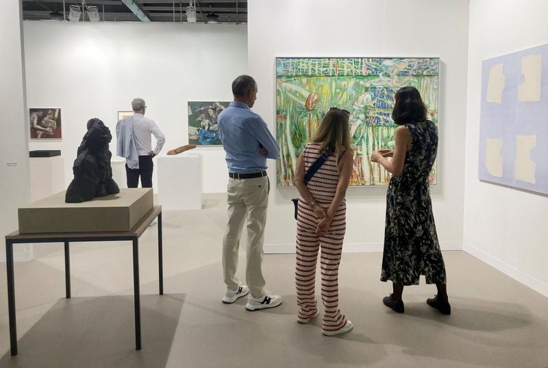 Image for Global art market returns to growth, upbeat for 2026, UBS report says
