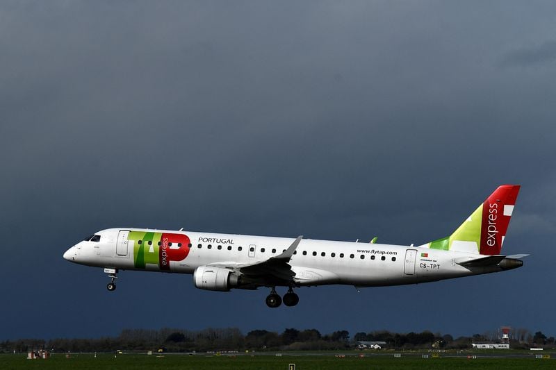 Image for Air France-KLM submits offer for minority stake in Portugal's TAP airline