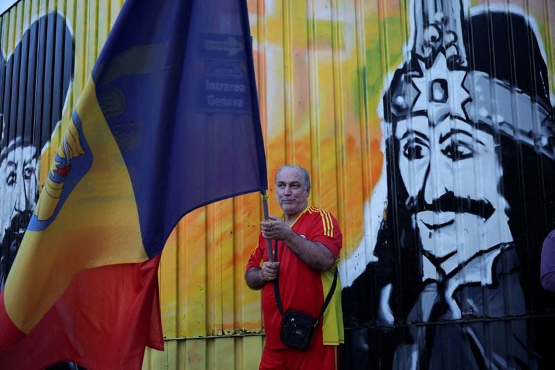 Image for Romania's far-right opposition dominates in latest opinion poll