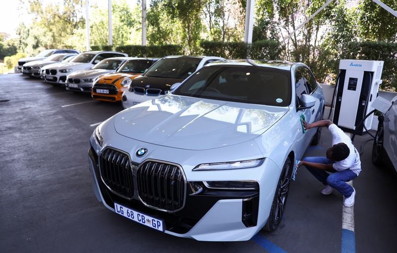 Image for South Africa's auto sector is not seeking steep import duty hikes, BMW CEO says