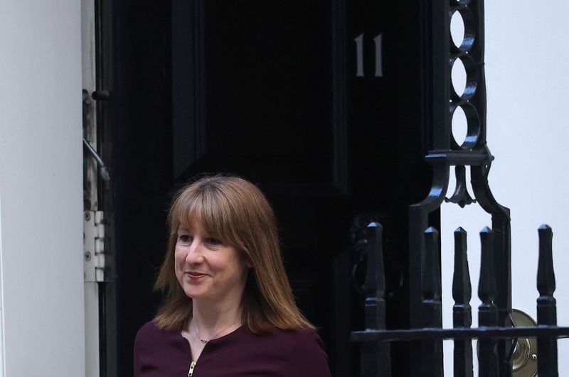 Image for UK's Reeves tells ministers to help Bank of England fight inflation