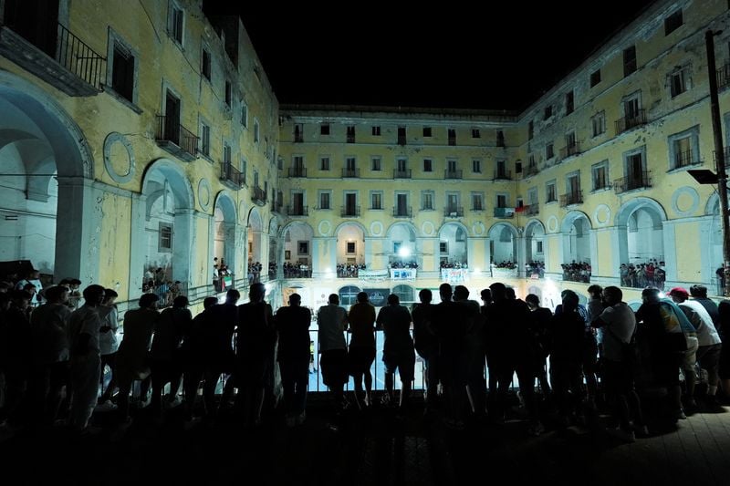 Image for Soccer-Scugnizzo Cup sparks football passion in Naples prison walls