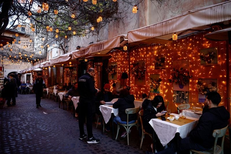 Image for Italy service sector sees stronger growth in May, PMI shows