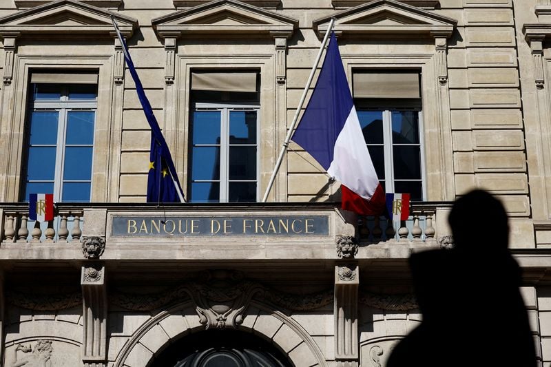 Image for France on course for fourth quarter growth of 0.2%, central bank says