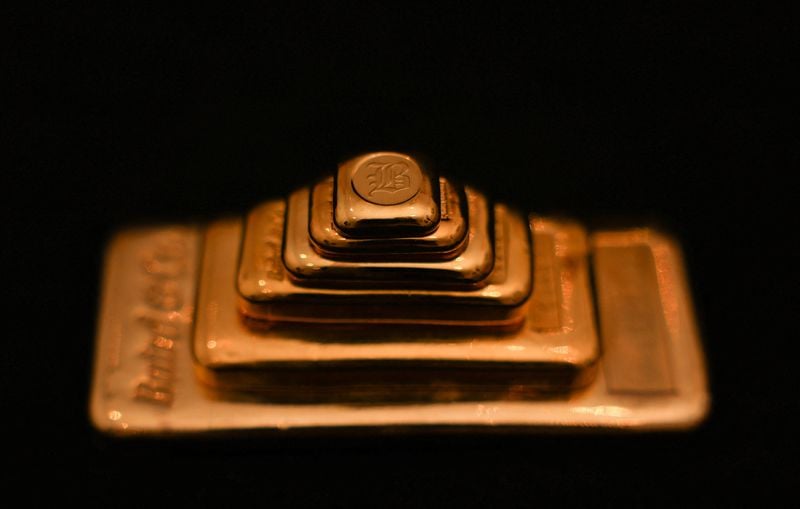 Image for Western retail demand for gold surges in rush for hard assets