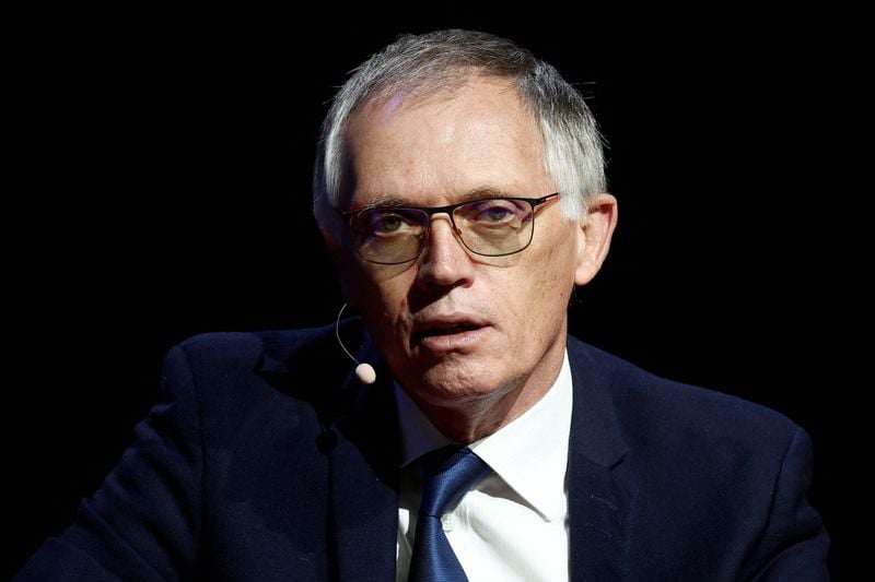 Image for Former Stellantis CEO Tavares' pay package fell 37% to $24 million in 2024