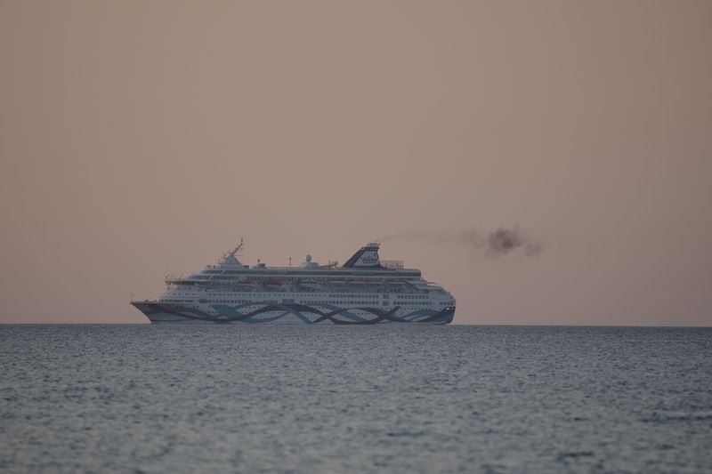 Image for Israel launches airlift to bring home stranded citizens after Iran strikes