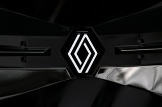 Image for Renault will cut engineering staff by 15%-20% over two years