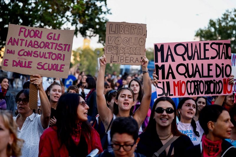 Image for Italy's top court bars separate hiring for abortion doctors in Sicily
