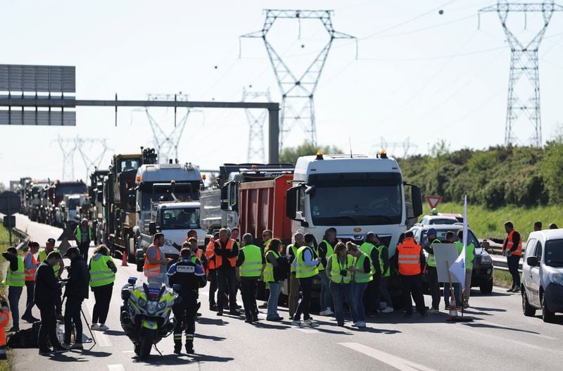 Image for Nearly a fifth of French gas stations facing supply issues, truckers protest in west