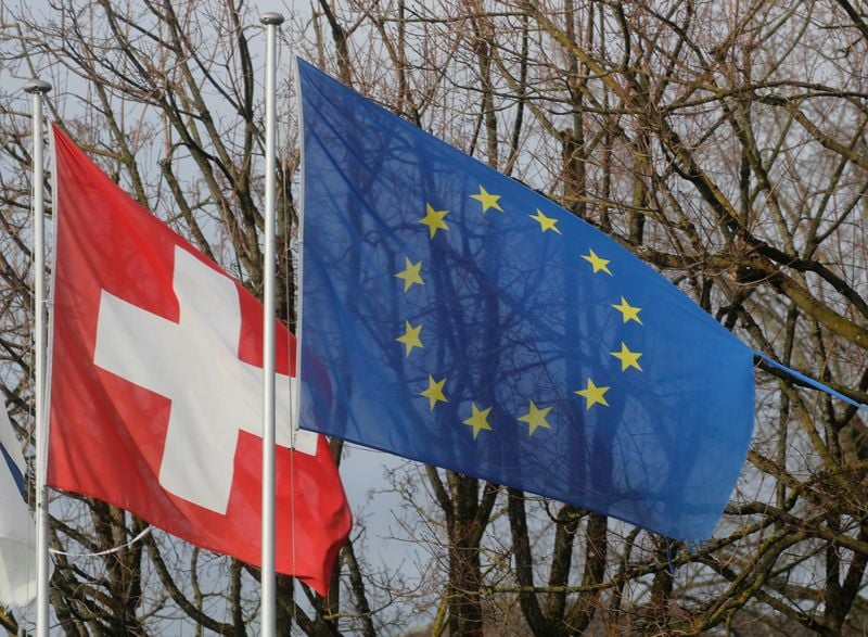 Image for Switzerland to explore defence procurement pact with EU