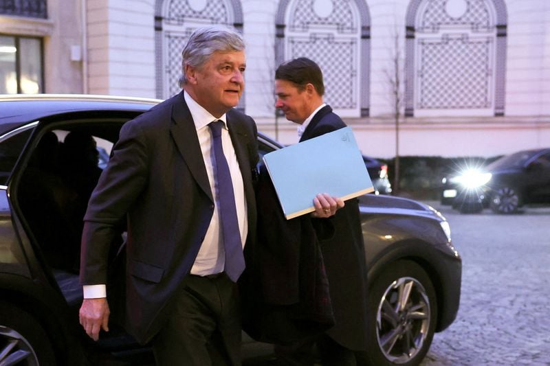 Image for France says EU has the tools to hit back at Trump over tariffs, FT reports