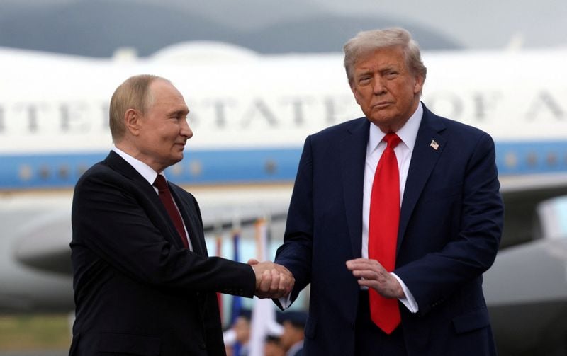 Image for Trump says Putin agrees with him US should not have mail-in voting