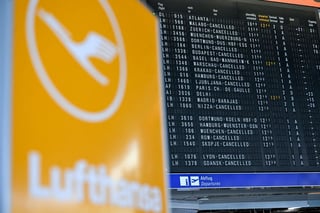 Image for German pilots union says Lufthansa has rejected arbitration offer in wage dispute
